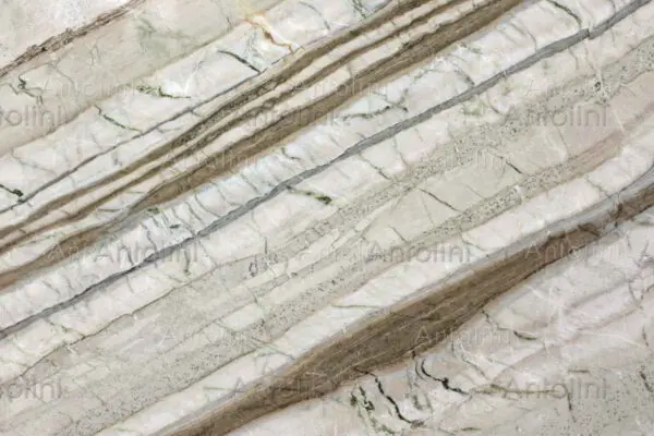 Corteccia by Antolini Quartzite Countertop